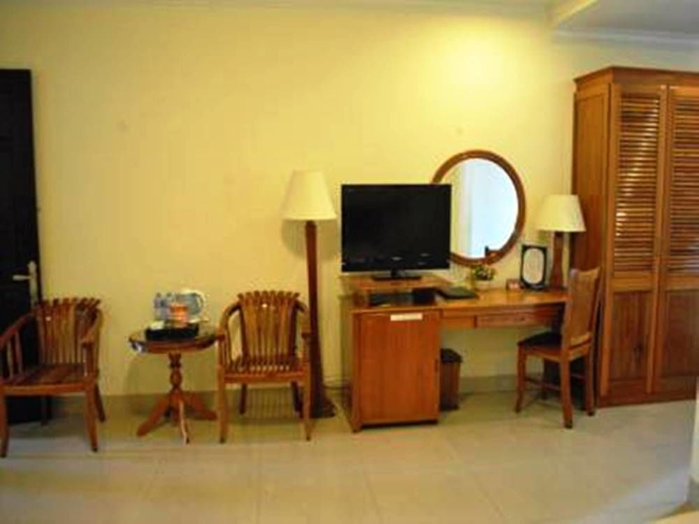 Varna Hotel Дананг Екстериор снимка